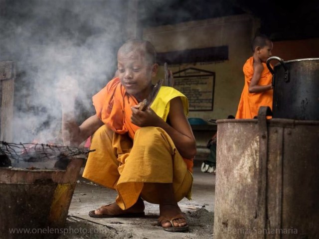 7Buddist Monk Benizi Santamaria One Lens Photo