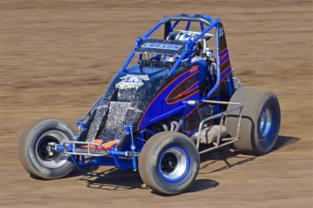 1dwingless-larson racepmg.com